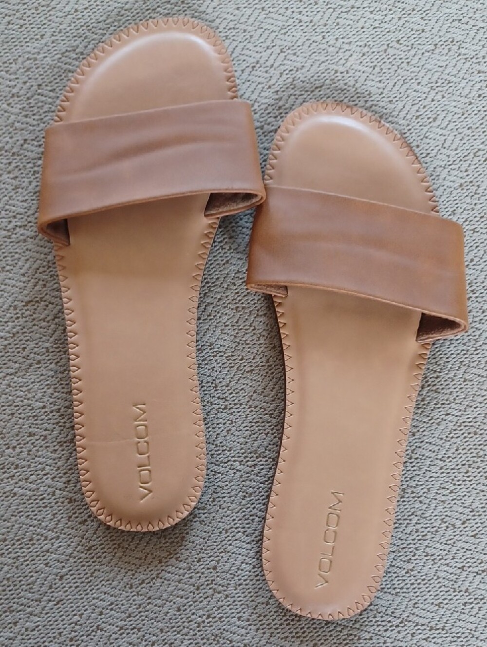 Volcom Tan Leather Slide Sandals - Picture 2 of 9